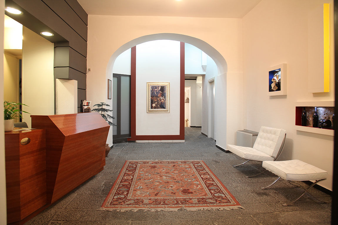 Caravaggio Hotel Наполи Екстериор снимка